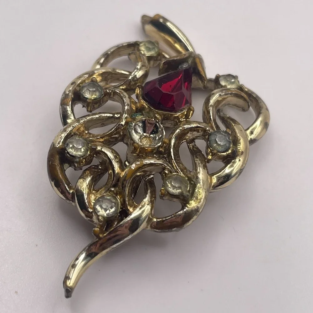 Vintage Gold Tone Red Pear Rhinestone Openwork Shield Filigree Statement Brooch